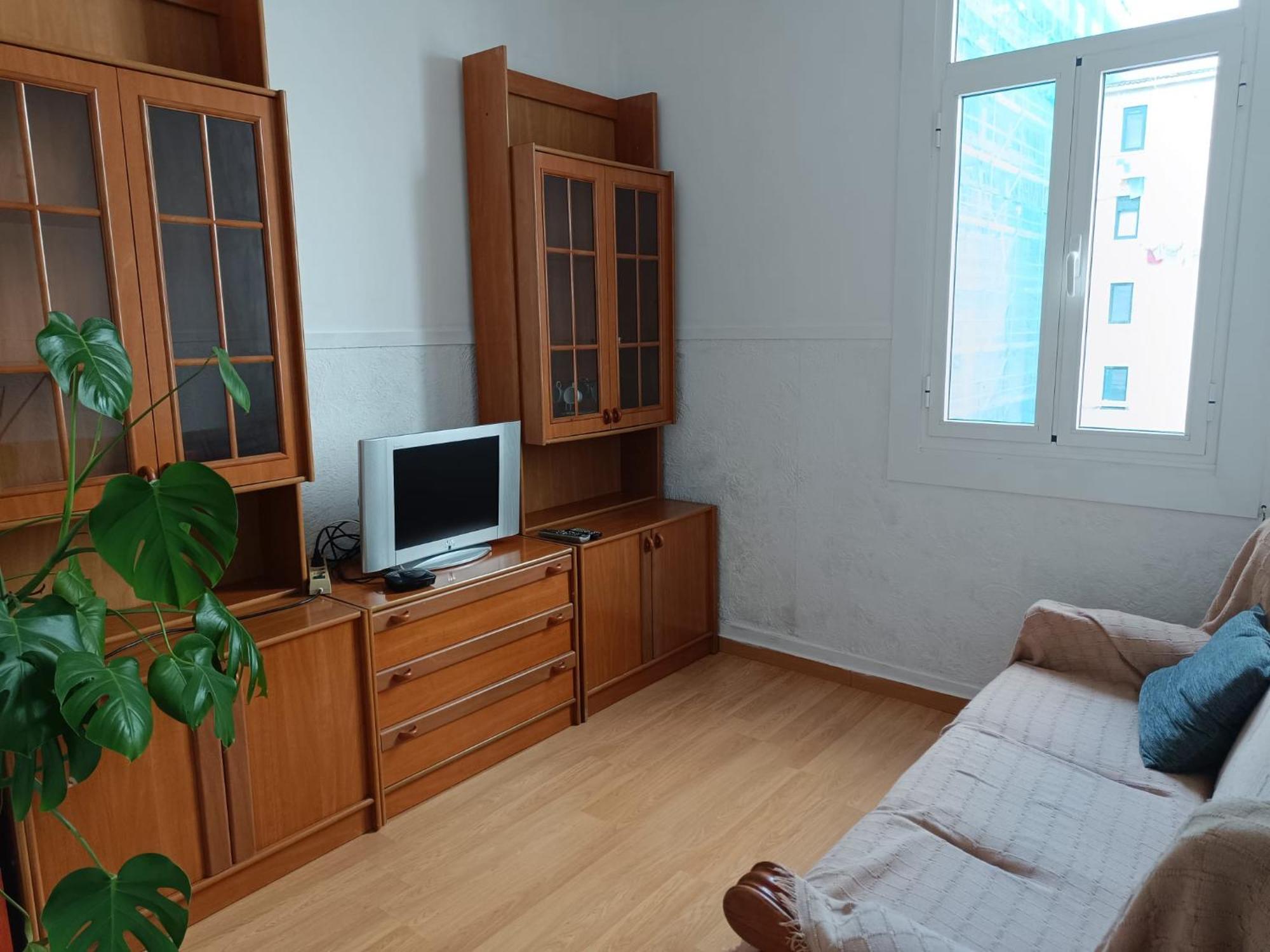 ア・コルーニャPiso Antiguo, Muebles Viejos, Muy Sencillo, Alquilado En Invierno A Estudiantes, Sin Ascensor, Cocina Antigua A Gas, Edificio Muy Antiguoアパートメント エクステリア 写真